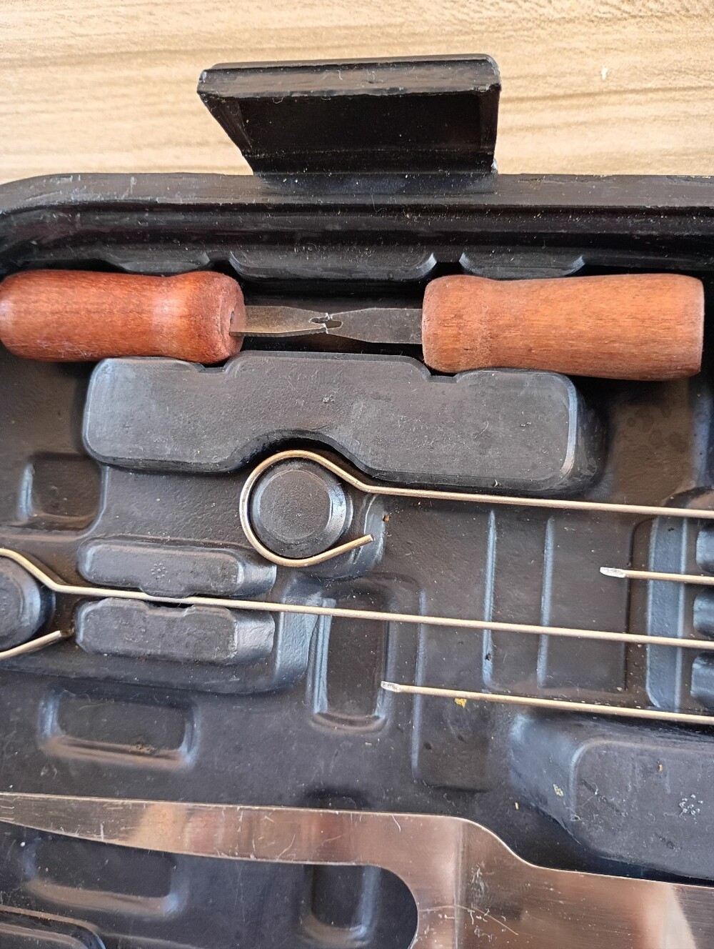 Cuisinart 12-Pc. Wooden Handle Grilling Tool Set View 5